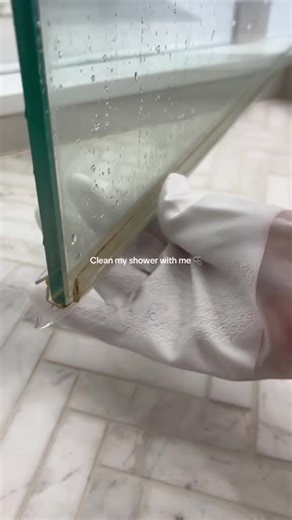 2.6M views · 855 reactions | Clean Viral 﫧識 #cleanwithme #cleaned #cleanning #viralclean #viral #reels #cleanisbetter #clean #asmr #satisfayingcleaning #satisfy #satisfying #asmrcleaning #asmrlimpieza #cleanlifehacks #cleanhacks #trucosdelimpieza #asmr #viralclean #mementclean #cleanlifehacks #asmrcleaning #viral #cleanhacks #reels #satisfyingclean #trucosdelimpieza #clean #satisfy #cleanbetter | Cleanisbetter | Facebook