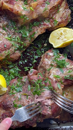 Delicious Roast Lamb Shoulder Recipe to Impress Your Guests
