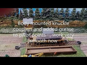 HO scale operating log unloader