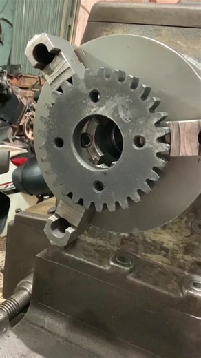 Exploring CNC Milling Materials in Engineering Workshops