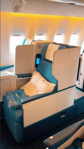 BUSINESS CLASS SEAT | Philippine Airlines B777-300ER #travel #airplane #flying #flight #airlines