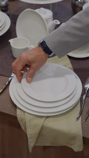 Why does this plate work? In The Plate Explained, we decode the choices behind shape, format, and usage. #RAKPorcelain #ProfessionalTableware #MakeSureItsRAK #HospitalityProfessionals #ThePlateExplained | RAK Porcelain Europe - Professional