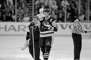 In 1992, the Penguins beat the Rangers without Lemieux. Can they do it again without Crosby?
