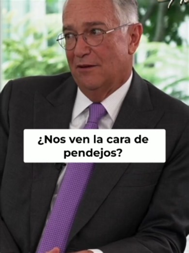 ¡DEUDA OCULTA! Millones por Familia Sin Ver Beneficios. ¿Nos Toman el Pelo? En esta entrevista con Adela Micha, Ricardo Salinas Pliego comparte su perspectiva sobre la deuda pública, el gasto gubernamental y el impacto que, desde su punto de vista, estas decisiones tienen en la economía de las familias, los emprendedores y las empresas. Una conversación sobre finanzas públicas, economía, impuestos, crecimiento empresarial y cómo el manejo de los recursos puede influir en el desarrollo de un país