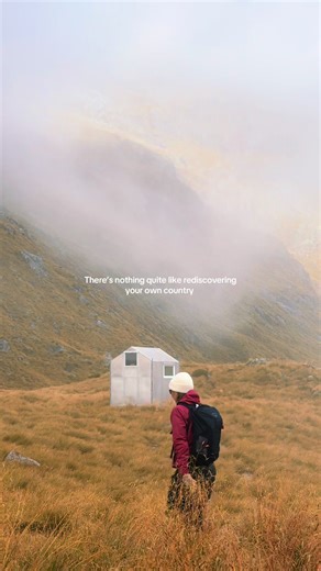 How lucky are we?! #newzealand #hiking #brewsterhutt