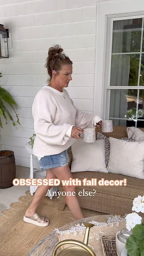 Happy Tuesday, friends! Note: I am obsessed with fall decor. 🍁 I think it’s because the rusty orange colors go so well with my woods and whites theme. I will be sharing a fireplace look today using one of the antique pictures I found at a yard sale. Make sure to check out stories. #fall #falldecor #falldecorating #dailyinsta #inspiration | Deb and Danelle