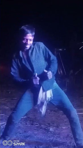 bagadi sadi barat mahol on top akela dancer hila ke rakh diya