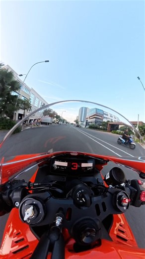 990 RC R first run, warm up engine, brake padding with sc project exhaust