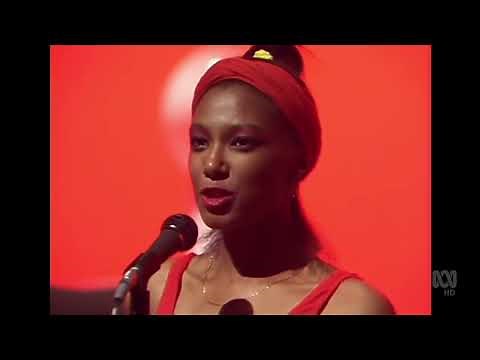 The Style Council - Walls Come Tumbling Down (Live on Countdown 1985)