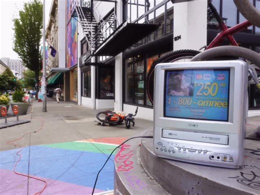 omnee X @complexcon SEE U IN VEGAS BABYYY ! 6 new items. october 25th. pull up IRL for exclusive pieces & prizes 🙈 shot & directed by: @ebancorona & @ilymoshea edited by: @ebancorona & @judecirioli modeled by: @keeegan11 & @adrian.ljumanovic stunt actor: @ebancorona weird guy in back: @ilymoshea complex commercial by: @judecirioli | Omnee World