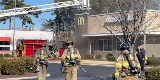 Firefighters battle blaze at Jacksonville McDonald’s