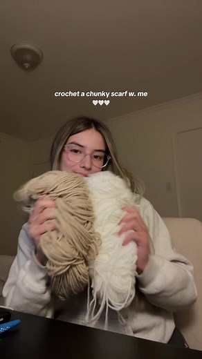 Beginner Friendly Crochet Scarf Tutorial