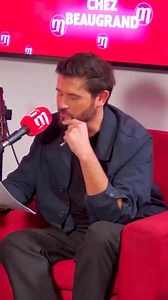 Quand je fais écouter à Benabar la prestation théâtrale de AMBRE à partir de sa chanson Le Dîner à la StarAc ! Un super moment qui l’a ému ! L’interview intégrale ici : https://mradio.fr/podcast/view/56299/benabar | Christophe Beaugrand