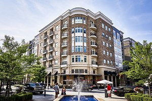 Lennox Southpark Apartments in Charlotte