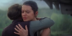 Star Wars Comic Explains Why Leia Didn't Hug Chewie in the End of The Force Awakens