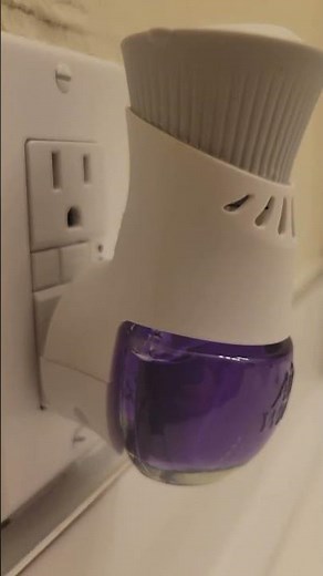 Quick Review for Air Wick plug in scented starter kit