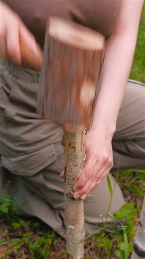 Outdoor DIY From an Amazing Talented Woman 🌲✨ #DIYProjects #CampingHacks #SurvivalSkills