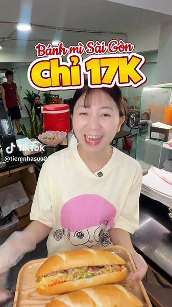 Bánh Mì Sài Gòn Tại Đà Nẵng Với Giá 17k