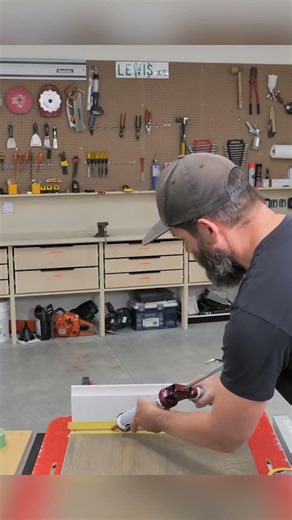 The Secret to INVISIBLE Baseboard Gaps 🤫 #woodworking #construction #flooring #homerepair