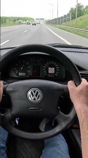 Volkswagen Passat B5 Sedan 1.8 T 20V 150 HP Acceleration Test
