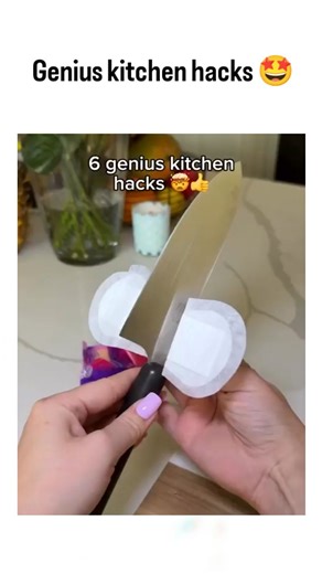 trend_tok_hub on Instagram: "The X post shares a 12-second video of opening a pressurized Coke bottle underwater in a pool, where CO2 bubbles emerge steadily without the typical explosive fizz seen in air, amassing 1.9 million views and 1,500 likes in under 24 hours. This effect stems from Henry's law (1803), which states that gas solubility in liquids increases with pressure; the surrounding water maintains equilibrium with the bottle's internal pressure, allowing gradual CO2 release rather tha