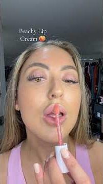 🍑 Revlon Super Lustrous Glimmer Lip Oil “Posh Peach” Try-On & First Impressions