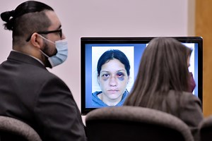 Woman Allegedly Forced To Decapitate Dead Coworker Takes The Stand At Husband’s Murder Trial | Oxygen