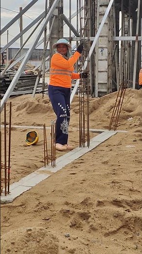 Technical lift and install column rebar to cast concrete