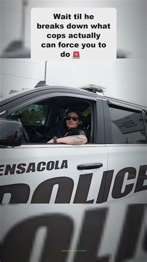 First Amendment Auditor Calls Out Cop Live 'You're Flexing Your Badge' 😳🚨 #firstamendment #karens