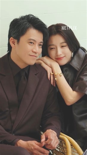 4.4K views · 96 reactions | 《#浪漫匿名者》 小栗旬、韓孝周 情侶照片幕後花絮影片公開 雖然有點害羞...