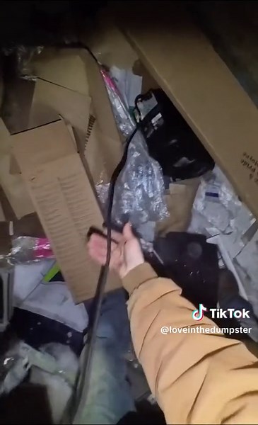 Scrap Metal Discovery Adventure