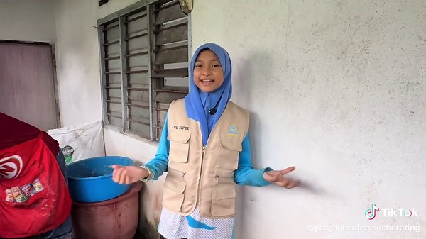 Kerepok Lekor tersedap di Cherating! Mini Vlog @Keropok Pok Die Cherating #wartawanCilik #fyp #viral #keropokLekorSedap #Cherating@