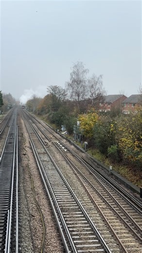 Having stopped at Basingstoke, Merchant Navy Class 35028 “Clan Line” gets into her stride once again at she passes through Worting Junction as she heads the days @ukrailtours trip to Portsmouth Harbour. #merchantnavy#35028#clanline#mainline#railtour#ukrailtours#ukrailscene#preservation#bulleidpacific#bulleid#wortingjunction#basingstoke#hampshire#reels#video#steam#trains#transport#ukrailscene#railwayvideos#railwayvideography#railways_worldwide | Southern Steam Lad Photography