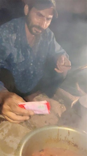 Turk Rafik on Instagram: "C#hhutt#i per se #chhutti per s#e p#atwa$ri hay meri jaan"