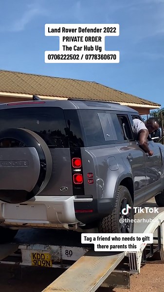 Tag a frind who needs to gift there parents a Land Rover Defender 2022. DM / Call : 0706222502 / 0778360670. #car #landroverdefender #tagafriend #tiktokkampala #tiktokuganda #tiktokeastafrica🇺🇬🇷🇼🇧🇮🇰🇪🇹🇿 #tiktokafrica #tiktokghana🇬🇭 #tiktokuae #fyp