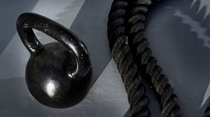 How to Turn a Dumbbell Into a Kettlebell | Free Muscle Building Tips