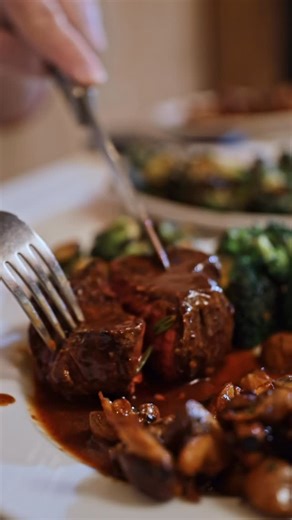 數 For the steak purist — an 8oz Filet Mignon, perfectly cooked and perfectly simple, with two sides and zero compromise. ️ #ButcherBrosSteakhouse #cheshire #ctfoodies #filet | Butcher Bros. Steakhouse | Facebook