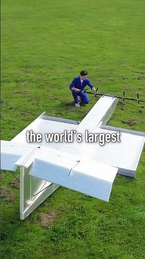 World's Biggest RC Ekranoplan!
