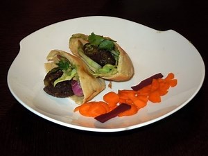 Pita Pocket Sandwich (Easy and Fun to make)
