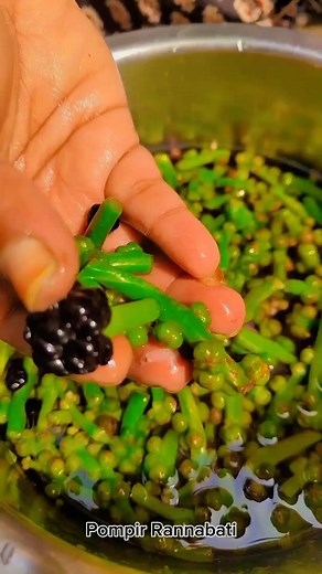 পুঁই ডাটার চচ্চড়ি 😋😋😋 #pompirrannabati #puidata #bangalianalove #puisakh | Pompir Rannabati