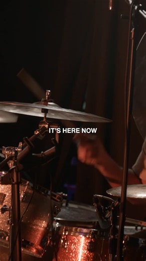 Kierra Sheard on Instagram: "☔️ RAIN — here’s a sneak peek from my live recording performance! I’m so excited about what the Lord is doing!!! I had to share this moment with you all. What’s your favorite part of the song so far? Let me know below! #Rain #KierraSheard"