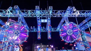 This ferris wheel isn't for the faint of heart. 🎡 | Ninja Warrior