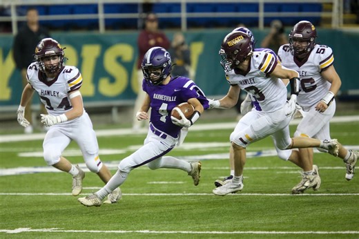 Barnesville makes it 10 straight with section title win over Hawley