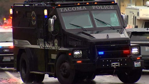 BREAKING: Police standoff in Parkland