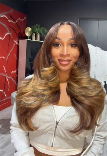 CUT & STYLE VIRTUAL CLASS ✂️ Learn my signature techniques step-by-step from the comfort of your home! Link in bio ⬆️ 💥 Special 5hrs ‼️ only for $75 ‼️ 💇🏾‍♀️🙅🏾‍♂️ Hair Provided By @Beetextensions For Atlanta Booking please Book through the link in Bio for appointments‼️ No same day appointments‼️ No Deposit No Appoinment‼️ #atlhairstylist #foryoupage #houstonhairstylist #blacktiktok #blacktiktokcommunity