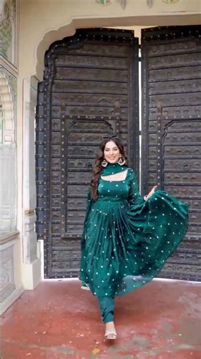 💫 Showcasing with Our Own Real-Model Shoot – Premium Brand Wear!