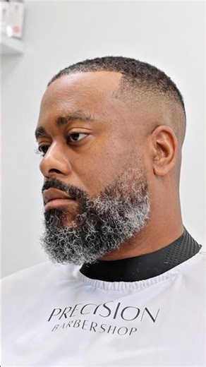 How to do skin fade. #skinfade #beard #faded #barber #haircut