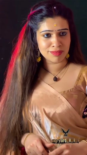 Manjusha Manoj on Instagram: "#angry_bird_0_0_0 #80s"