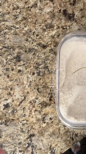 Measuring flour correctly is crucial for baking success! If you don't have a kitchen scale, aerate your flour with a fork, then use a spoon to gently fill your measuring cup. Be sure to level it off with a knife for accuracy 👍 Sticking the measuring cup straight into the flour can pack it in and add an extra 1/2 to 1 cup without realizing it, which could lead to dry, dense muffins or other baking mishaps! 😱 Now you know! Follow along for more tips! Comment “recipe” and I’ll send you a DM with 