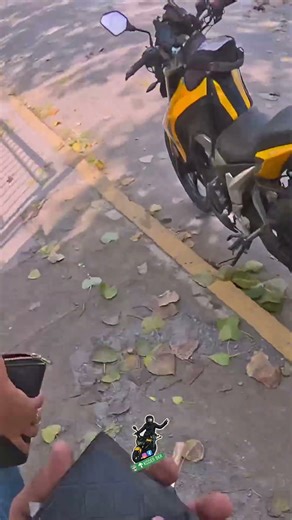 Recomendación llevar siempre algo de efectivo al rodar #atm #cajeros #koderbkr #motos #motovlog #ai